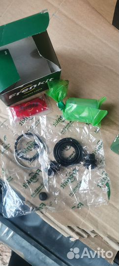 Ремкомплект заднего суппорта x-trail с поршнем