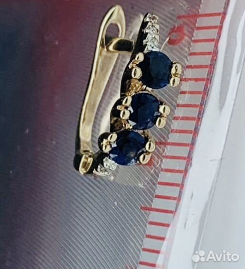 Золотые серьги с сапфирами и бриллиантами