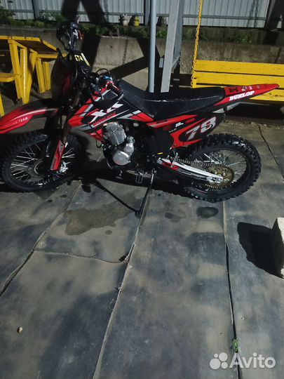 Мотоцикл эндуро