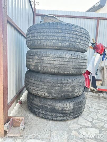 Bridgestone Dueler H/T 265/65 R17