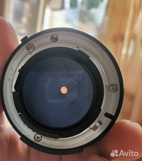 Объектив nikon 50mm 1.4 D