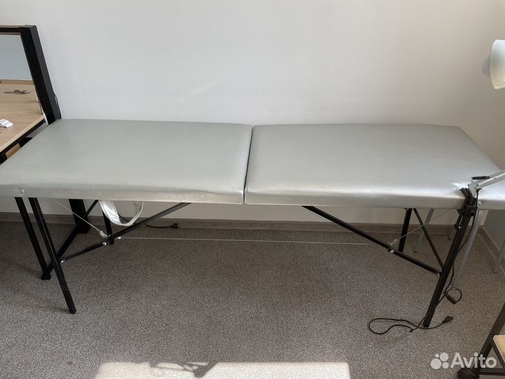 Кушетка для наращивания ресниц