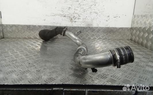 Патрубок интеркулера audi A4 B8 (KBE02WK01)