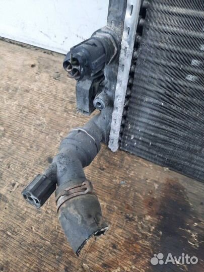 Радиатор основной Volkswagen Polo 4 хэтчбек 1.2