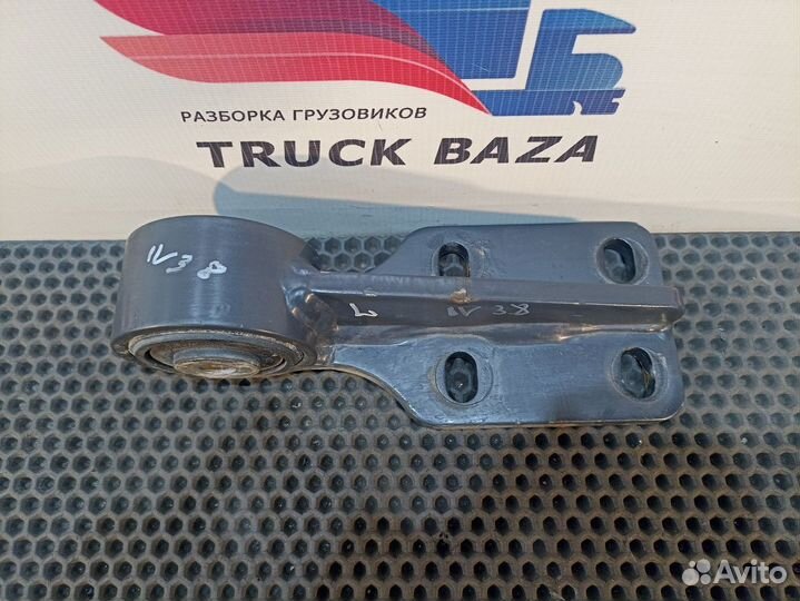 Кронштейн торсиона кабины левый