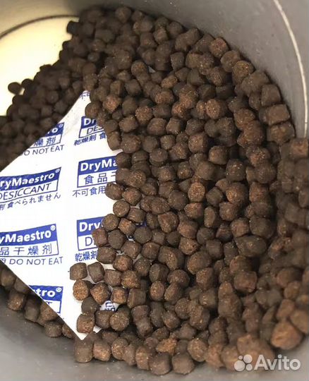 Корм для хищных рыб Sanzhi, 450 г/600 мл