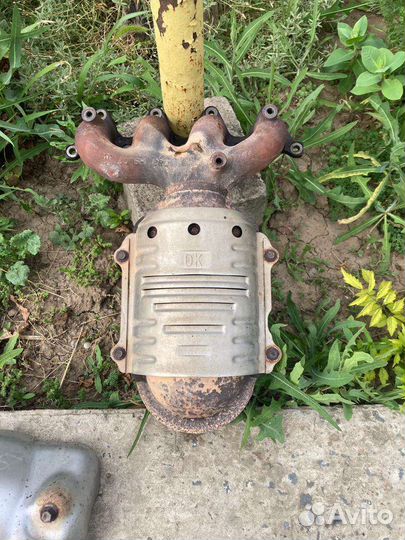 Выпускной коллектор hundai accent