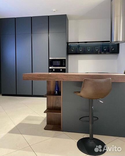 Современная стильная кухня