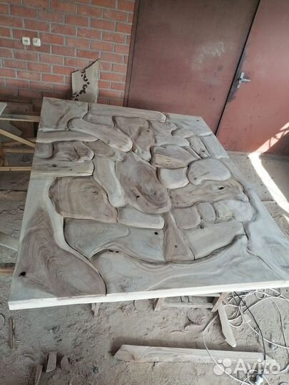 Панно из дерева