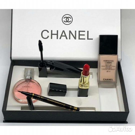 Подарочный набор косметики