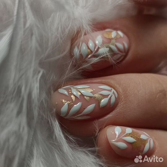 Маникюр и педикюр