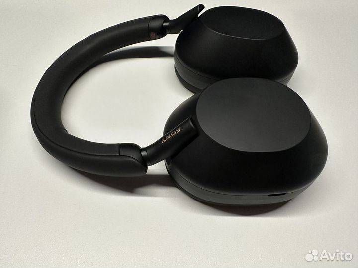 Беспроводные наушники Sony WH-1000XM5