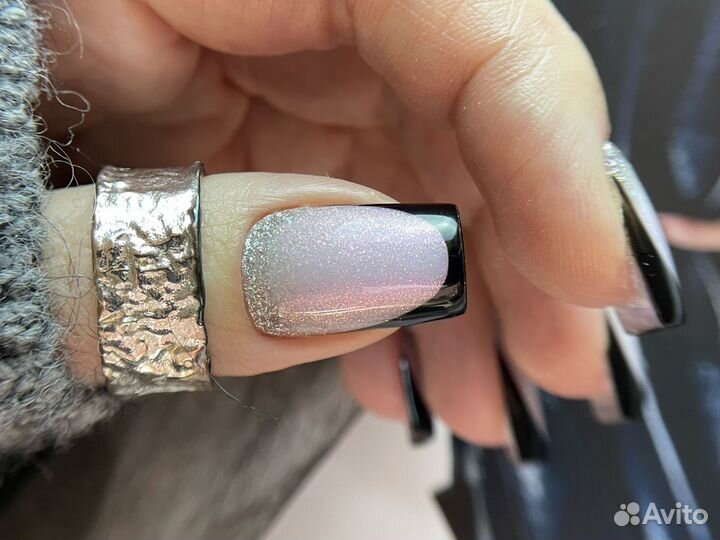 Маникюр и педикюр