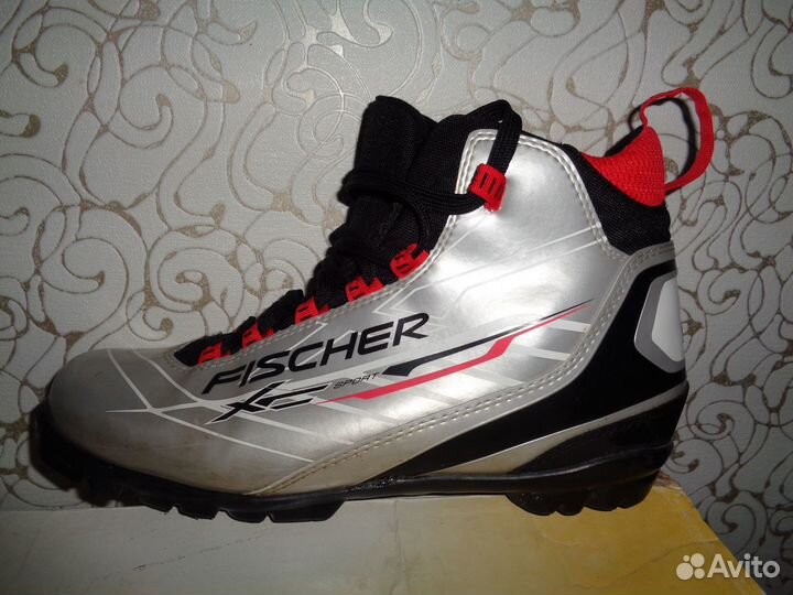 Беговые лыжи