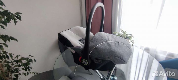 Коляска tutis zippy 3 в 1