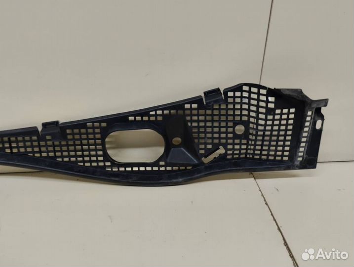 Решетка стеклооч. планка под лобовое стекло, жабо