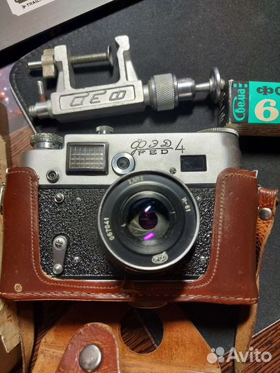 Фотоаппарат фэд-4 полный комплект СССР