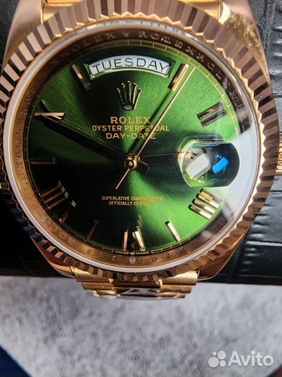 Золотые часы Rolex day date 228235