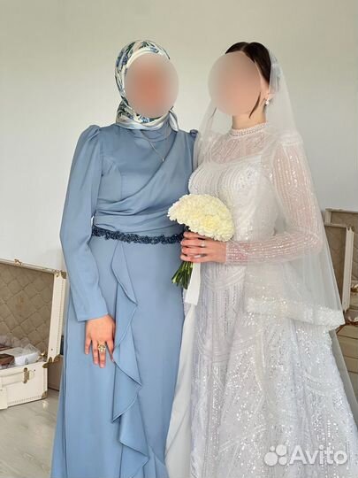 Вечернее платье