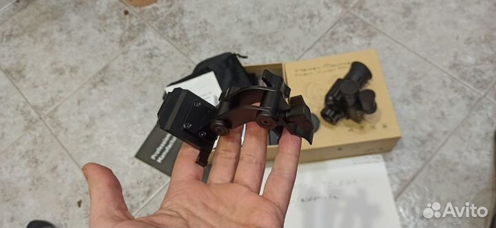 Прибор ночного видения для вождения на шлем