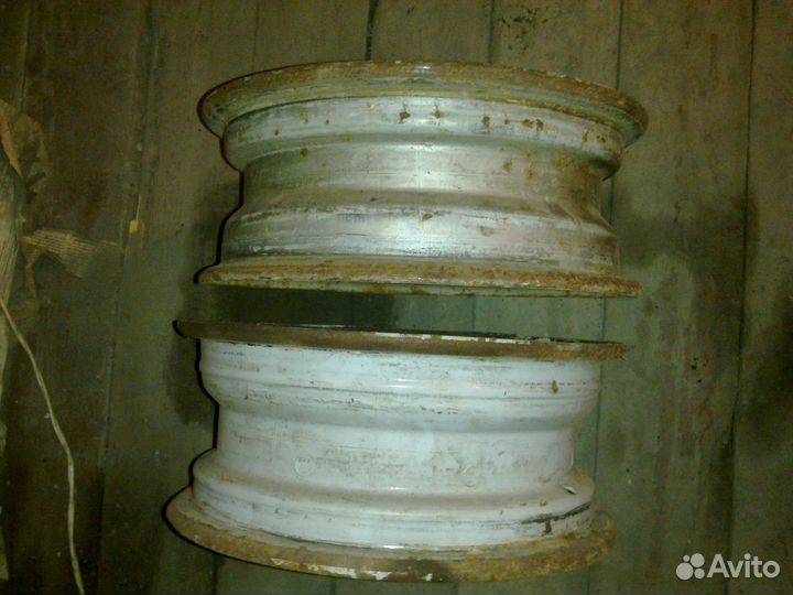 1 штампованный диск б/у R13 для ваз 2101-2115