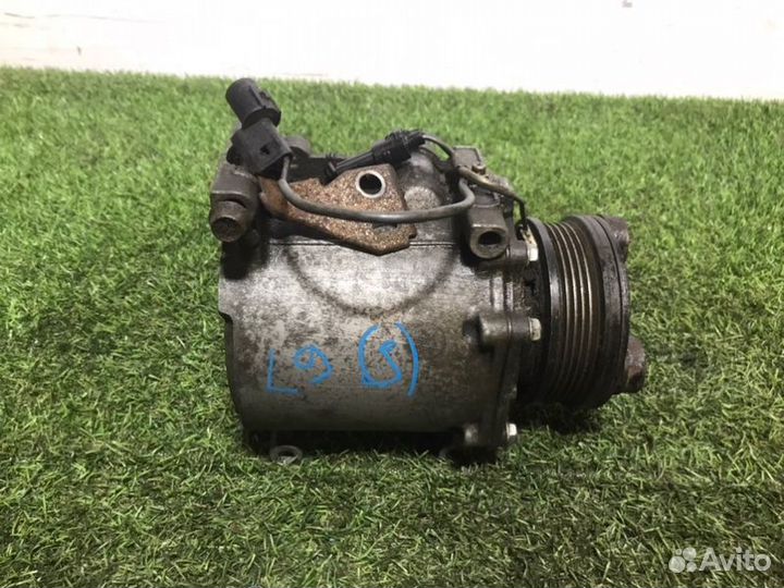 Компрессор кондиционера Mitsubishi Lancer CS 4G18