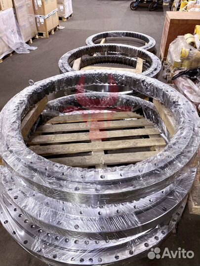 Опорно-поворотный круг Hitachi ZX80LCK 4437132