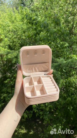 Шкатулка для украшений