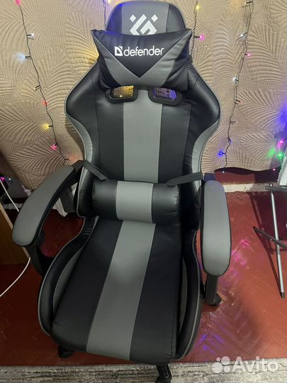 Компьютерное кресло defender