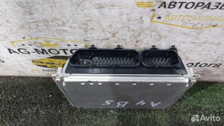 Блок управления двигателем 1.8 Audi A4 B5