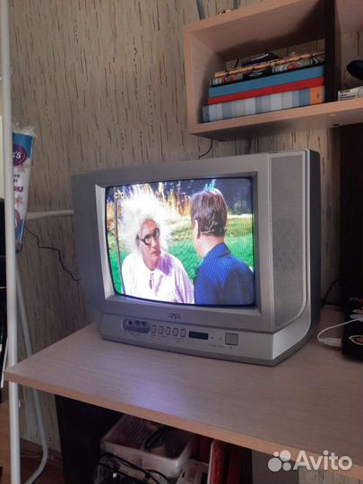 Телевизор б/у JVC
