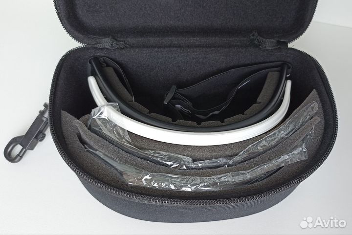 Очки новые ONE WAY со сменными линзами