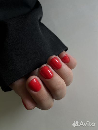 Маникюр и педикюр