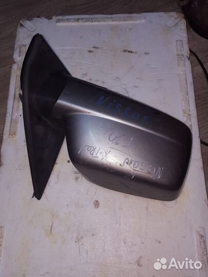 Зеркало правое на nissan X-trial T 30