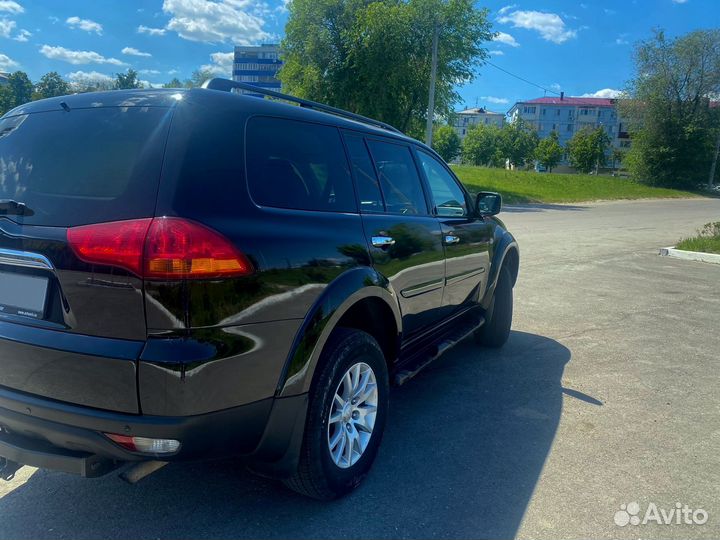 Mitsubishi Pajero Sport 2.5 AT, 2012, 194 320 км