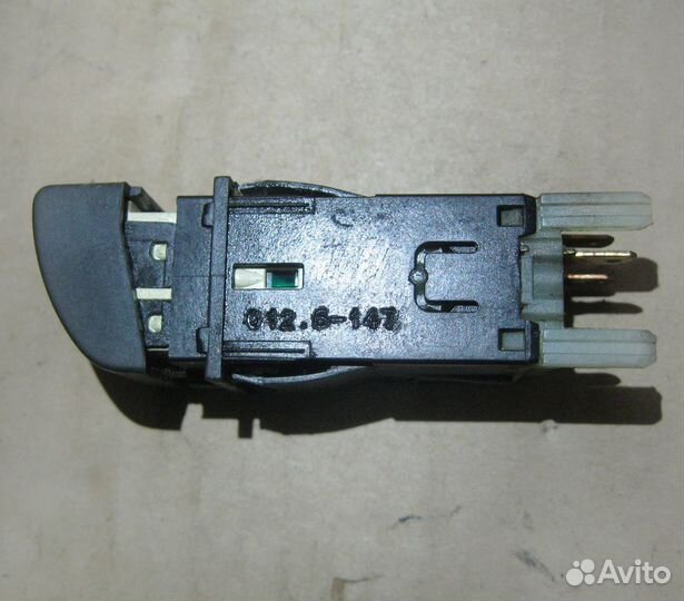 Кнопка обогрева заднего стекла Skoda Felicia