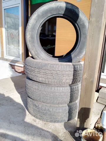Bridgestone Dueler H/T D687 225/65 R17 102