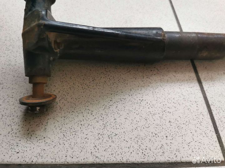 Поворотный кулак polaris iq 440