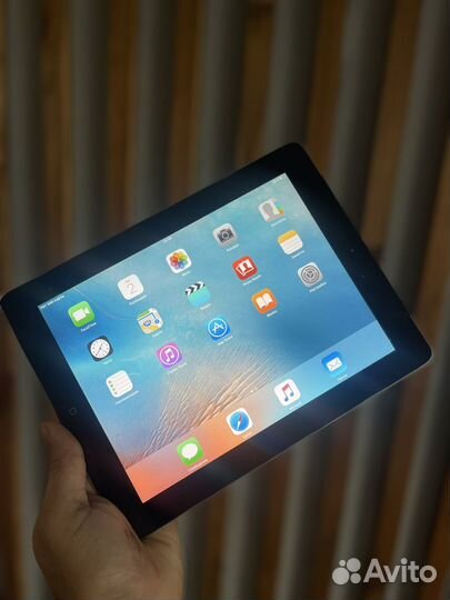 iPad 2 16gb (с симкой )