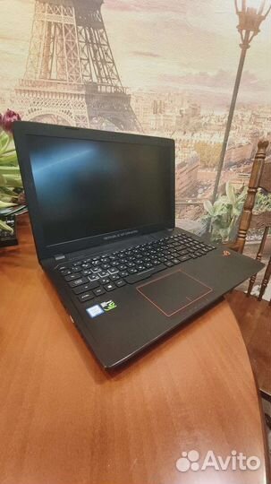 Ноутбук asus ROG strix