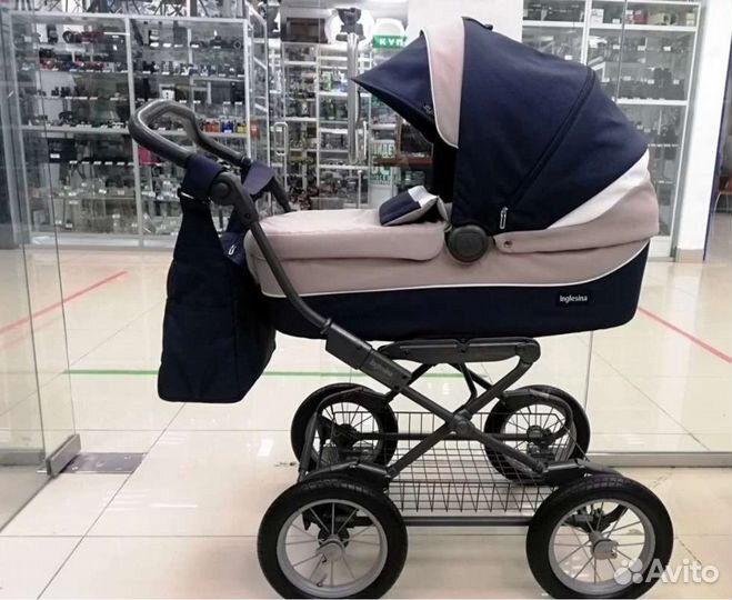 Inglesina Sofia + сумка и аксессуары