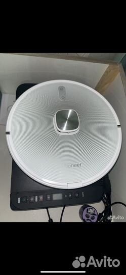 Робот пылесос Pioneer Platinim