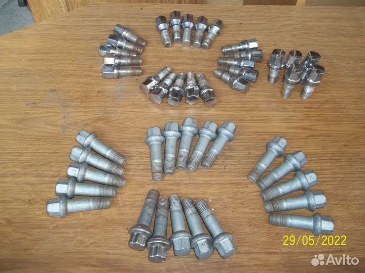 Болты колесные мерседес. оригинал