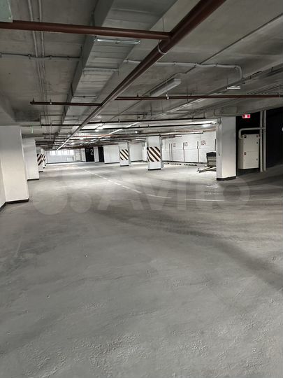 Машиноместо, 15 м²