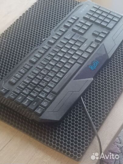 Игровая механическая клавиатура