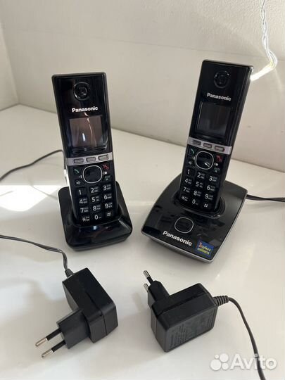 Телефон Panasonic KX-TG8051RU