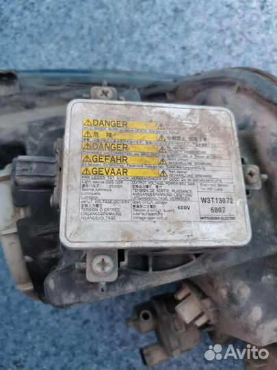 Фара правая ксенон Хонда аккорд 7 рестайл