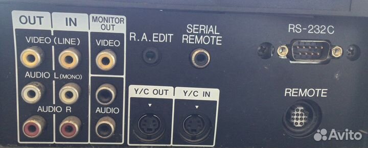 Монтажный Видеомагнитофон S-VHS JVC SR-S388E