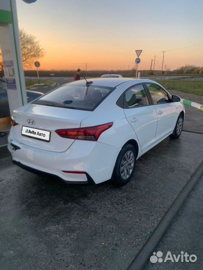 Hyundai Solaris 1.4 AT, 2018, 300 000 км