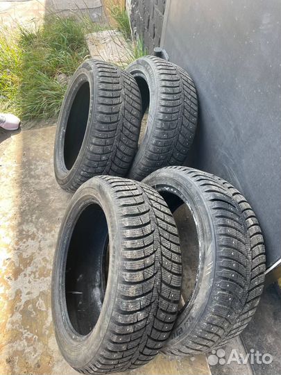 Laufenn I Fit Ice LW 71 215/50 R17 95T